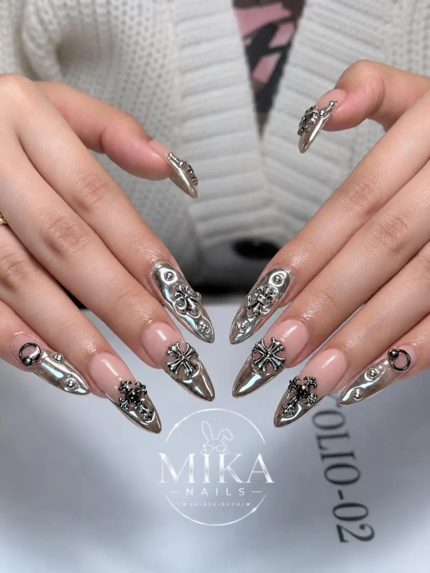 ネイル アートネイル チークネイル ドット フットネイル フレンチネイル ハンドネイル Mika Nails 心斎橋のネイルデザイン