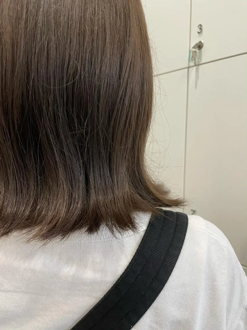 ミディアム カラー ブラウンカラー 中根 麻友香のヘアスタイル