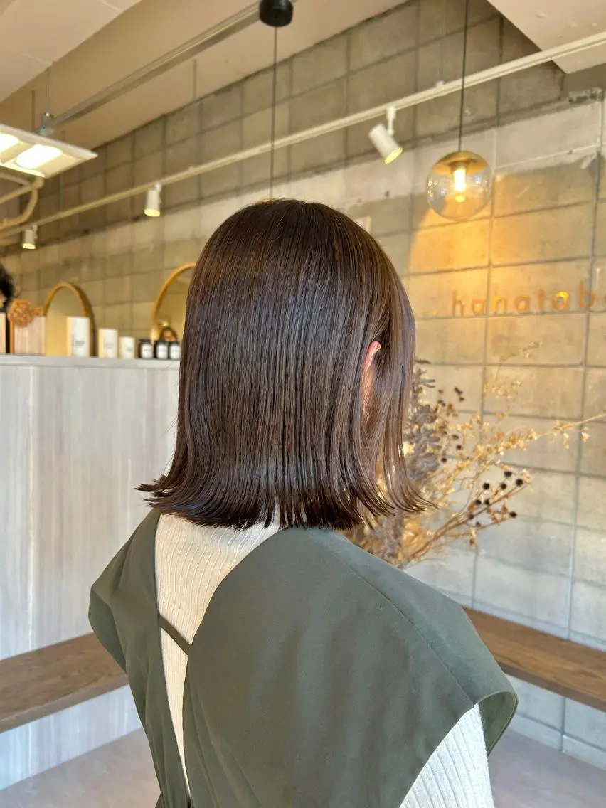 ミディアム カラー 眞名子 瑞紀のヘアスタイル