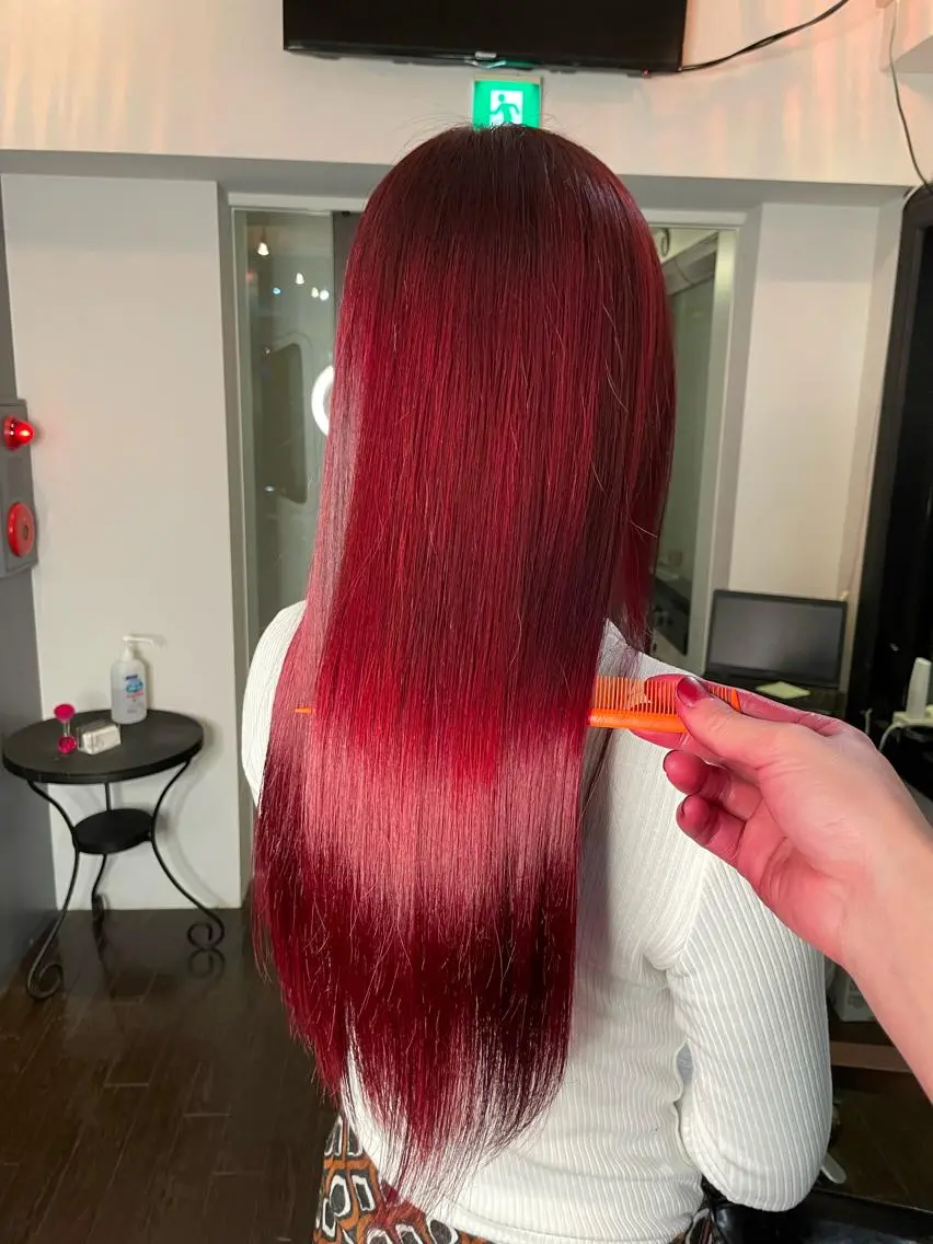 ロング カラー アッシュ バレイヤージュ ベージュカラー ブリーチ グラデーションカラー ヘアカラー トリートメント 安田和洋 ブリーチカラー特化のヘアスタイル