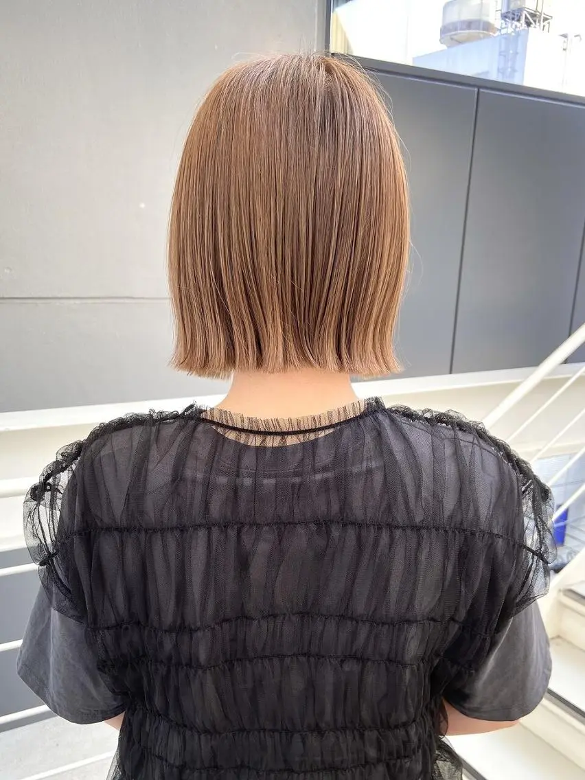 ショート カラー ブリーチ ケアブリーチ 透明感カラー ボブ くびれヘア カット ヘアカラー トリートメント 初めてでも安心🌟 newi町田✂のヘアスタイル