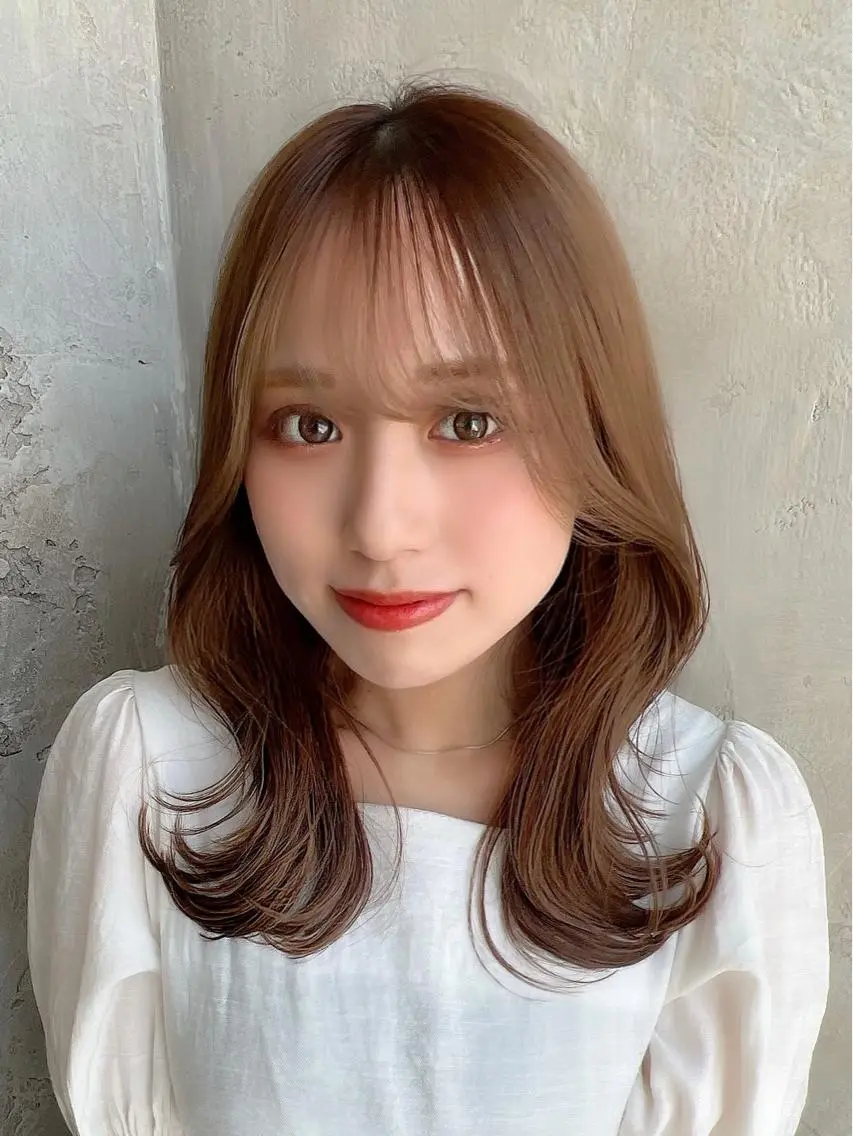 セミロング カラー ベージュカラー ブラウンカラー くびれヘア 髪質改善 縮毛矯正 🧡くびれヘア/前髪 顔周り🧡久原結衣のヘアスタイル