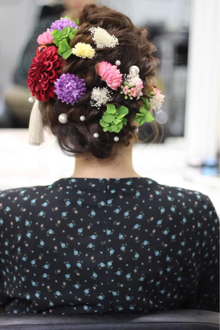 セミロング カラー パーマ ヘアアレンジ ヘアセット 成松 勇治のヘアスタイル