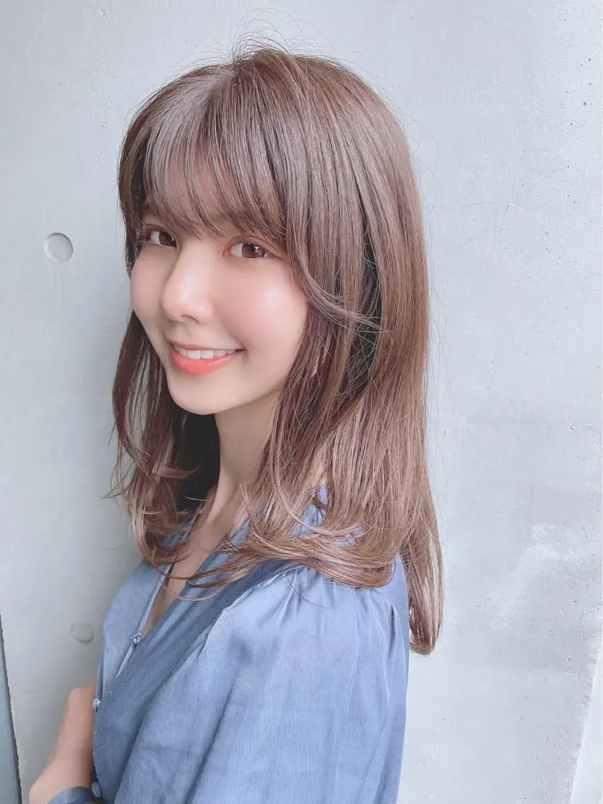 セミロング カラー パーマ ヘアアレンジ 【公式】amble luxe池袋東口🩷のヘアスタイル