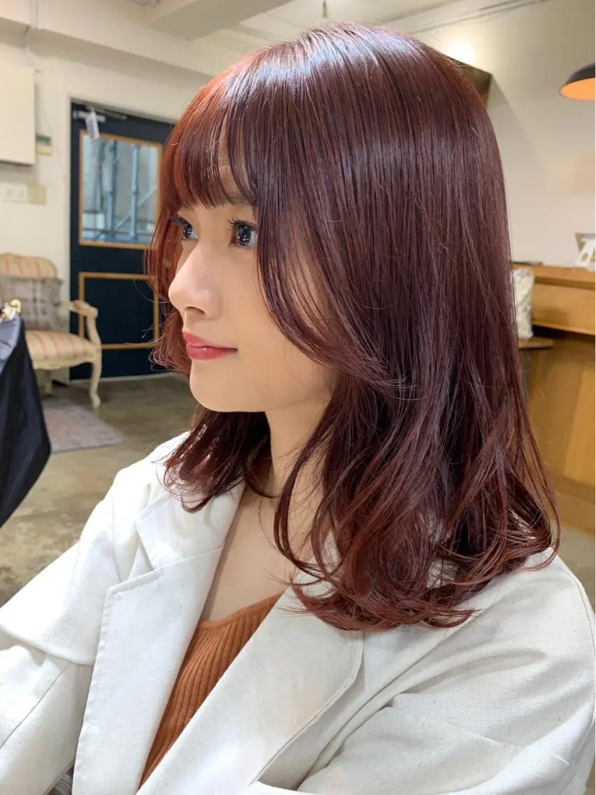 ミディアム カラー レッドカラー 顔周りカット HARUKA ⭐️モデル募集中⭐️のヘアスタイル