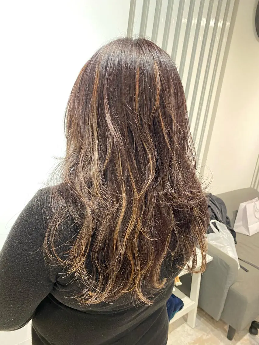 ロング 酸性ストレート/ブリ ーチなしWカラー河本のヘアスタイル