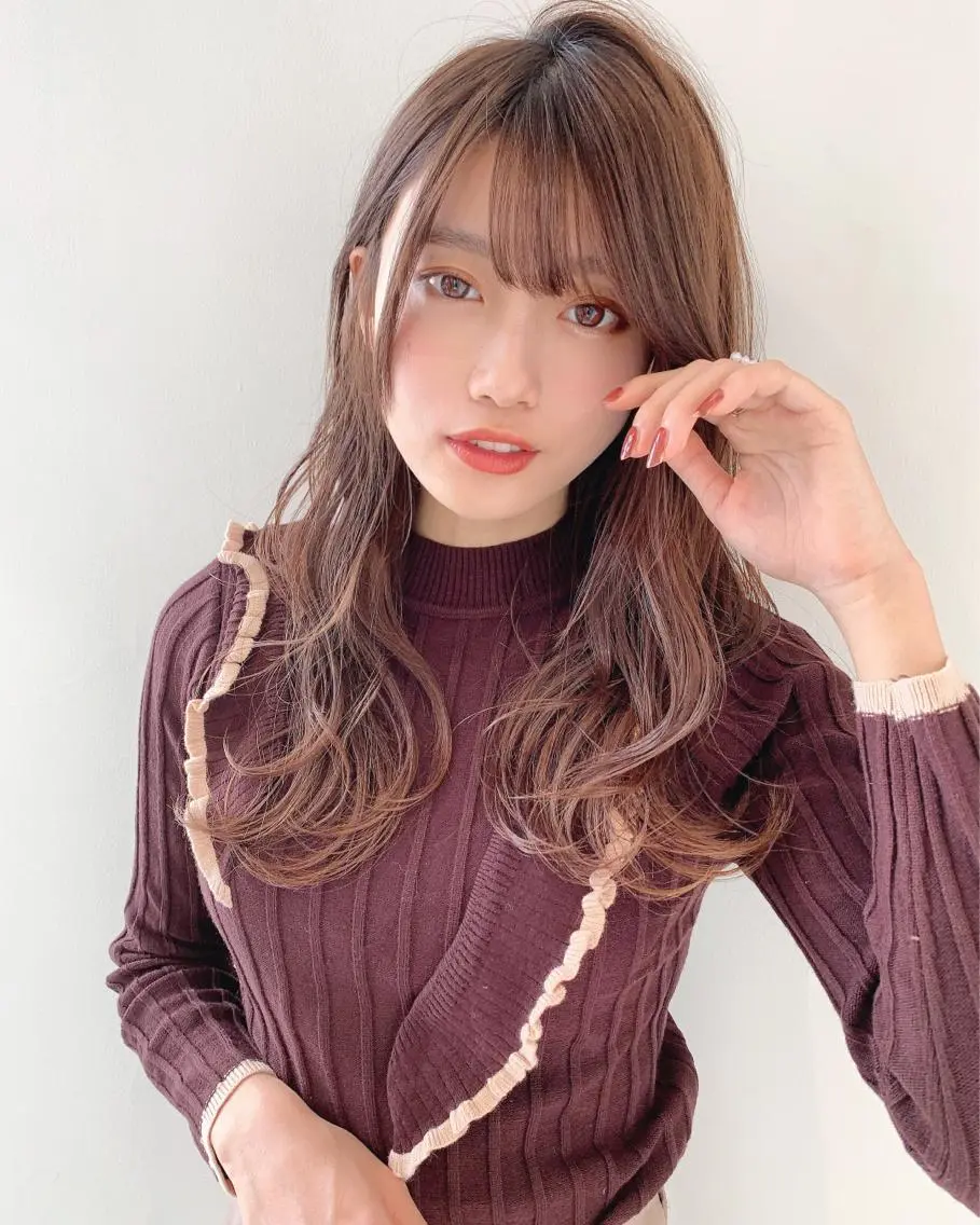 ミディアム カット講師 久保匠のヘアスタイル