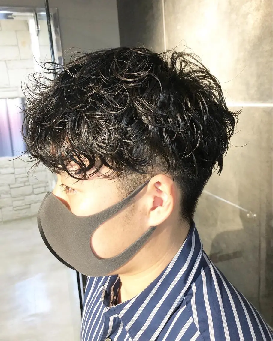 パーマ ヘアアレンジ メンズ マッシュ メンズパーマ カット パーマ トリートメント ヘアセット メンズ特化✂️栗原 侑也のヘアスタイル