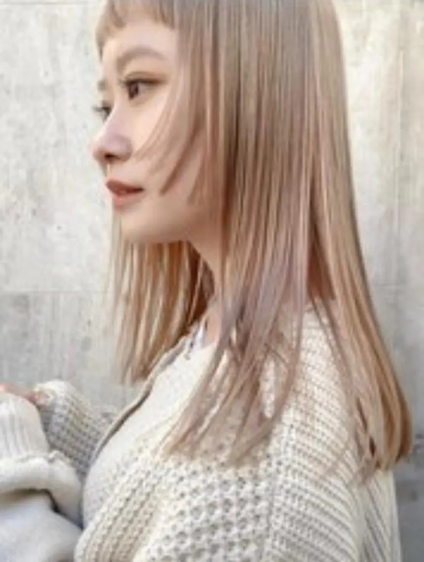 ミディアム カラー トリートメント 美髪矯正 透明感 カラー⭐️ユウキのヘアスタイル