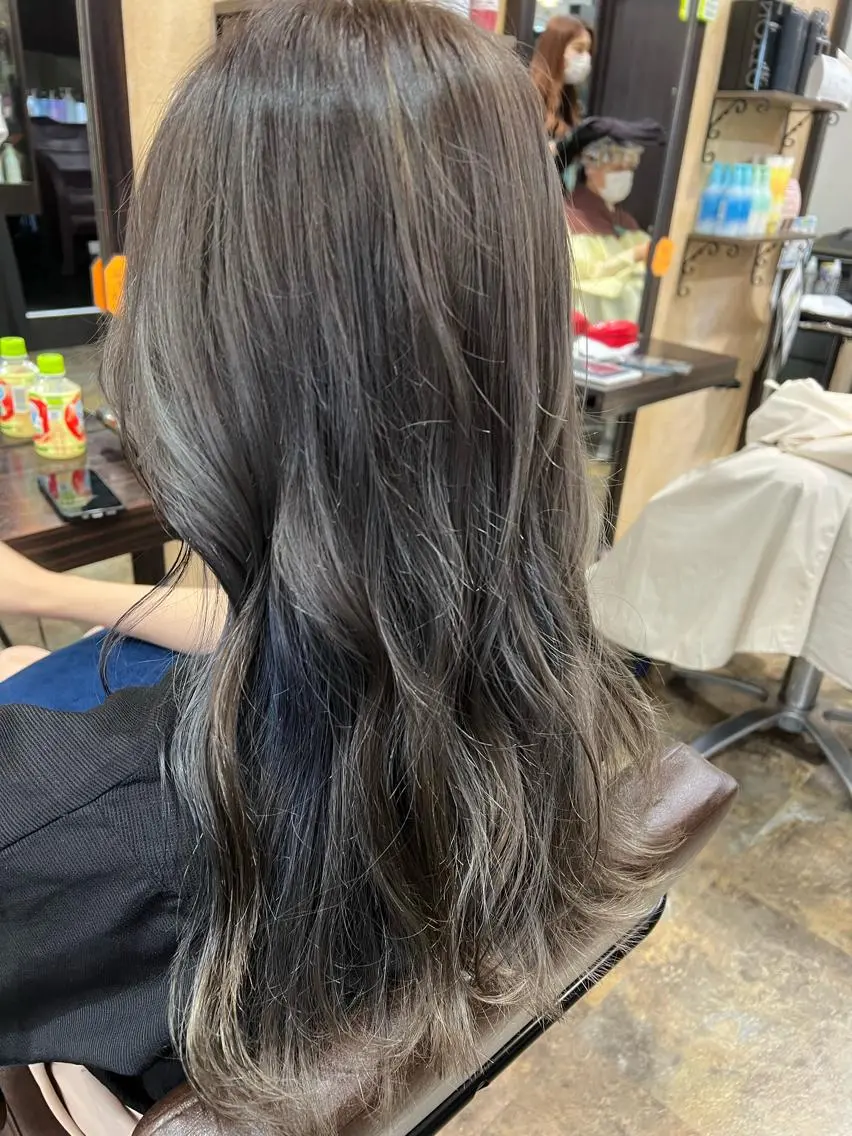 ロング ロング maimi .のヘアスタイル