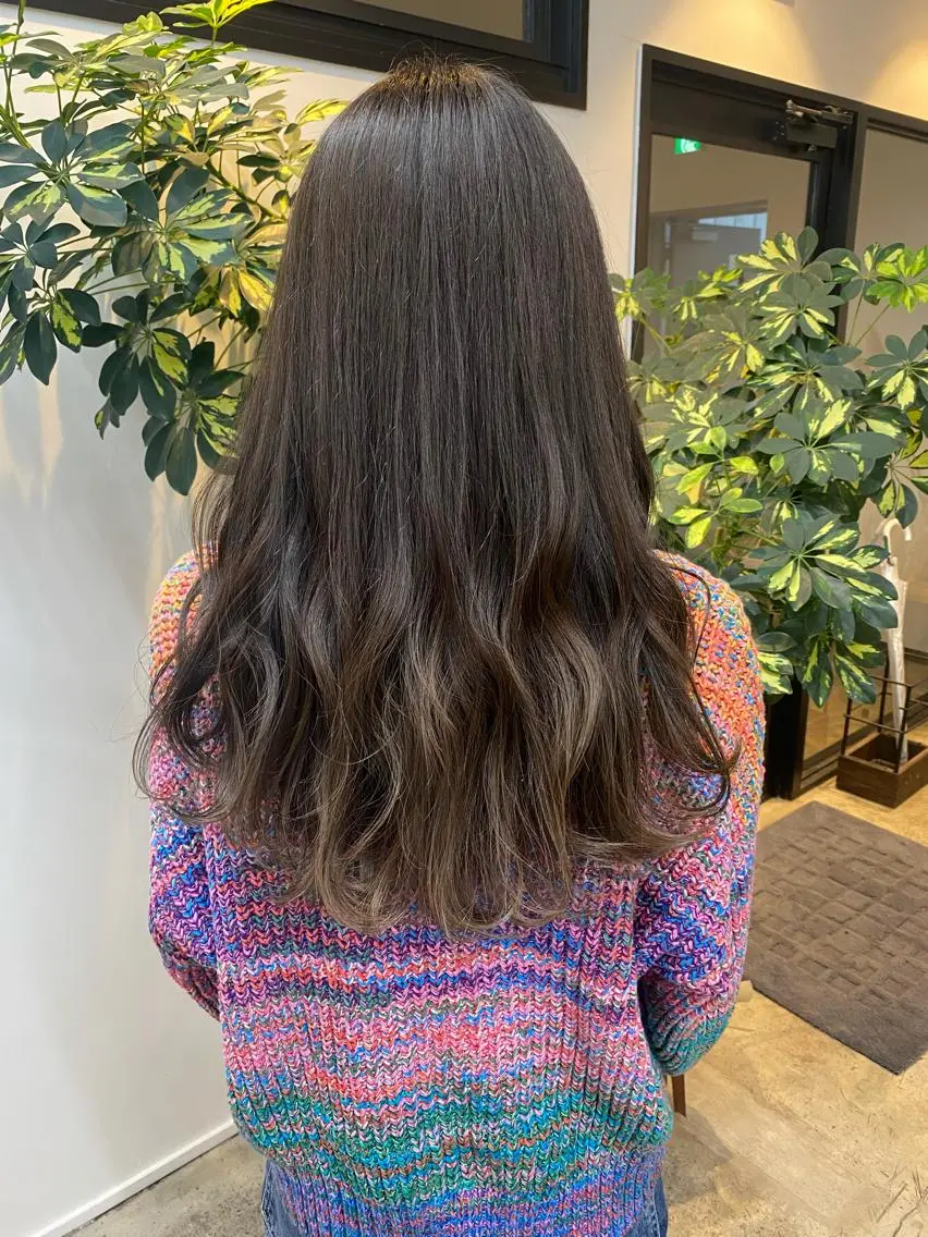 ロング カラー 🌼ハイライト透明感 🌼maiのヘアスタイル