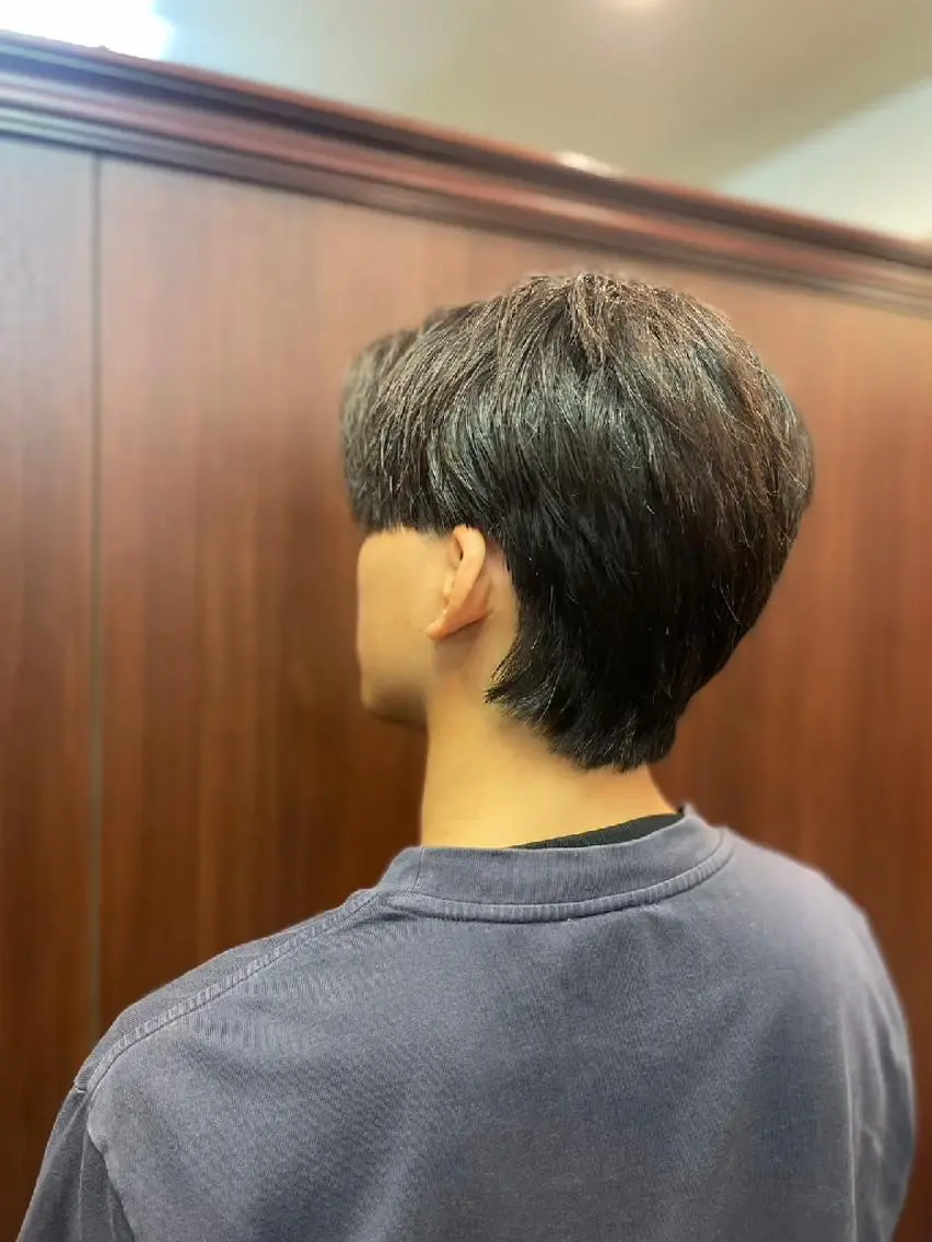 ショート カット 横須賀和也 ヒロ銀座一丁目のヘアスタイル