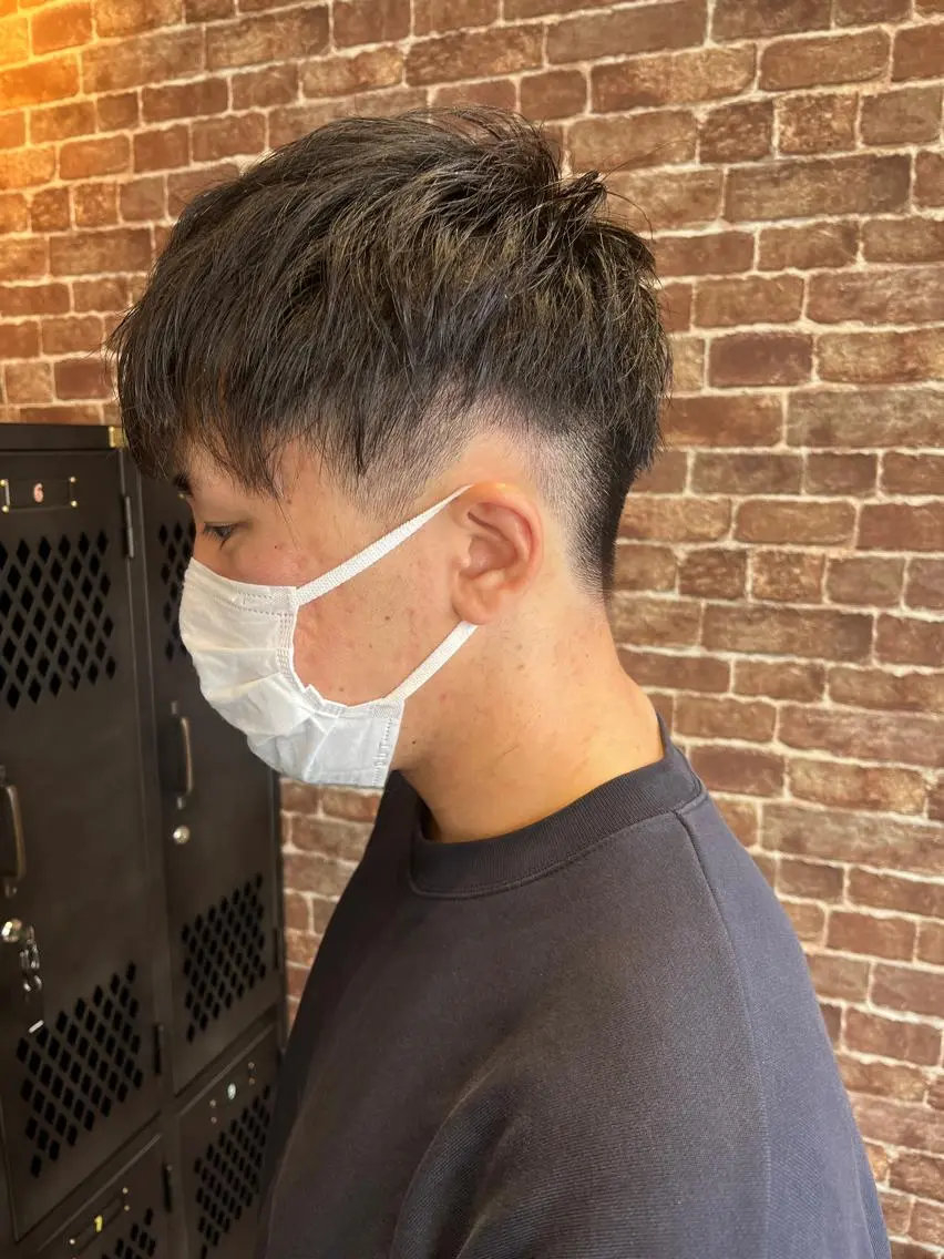 ショート カラー パーマ ヘアアレンジ メンズ キッズ ネイル マツエク・マツパ アイブロウ メンズブリーチ メンズハイライト メンズインナーカラー メンズ韓国風 ブリーチ 久木原 ゆりのヘアスタイル