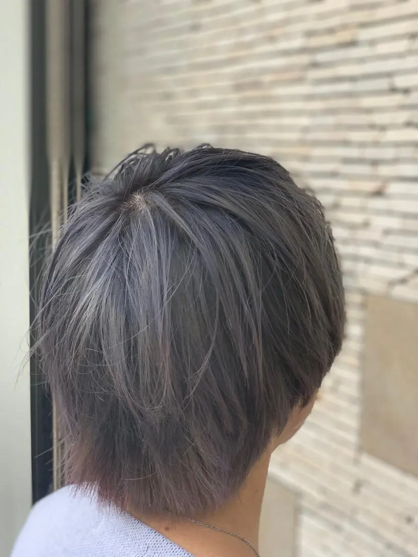 ショート カラー メンズ ブルーカラー グラデーションカラー パープルカラー 河野 有希のヘアスタイル