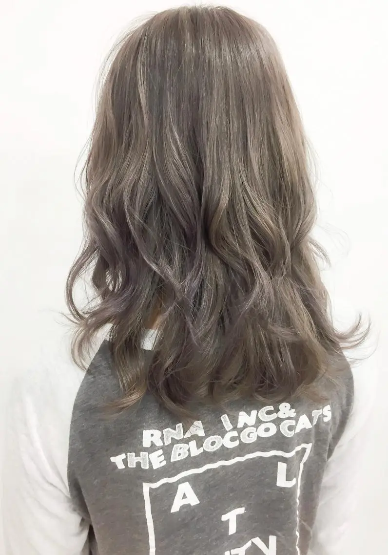 ミディアム カラー グレージュ モテ髪透明感❤️ デイズヘアカラーのヘアスタイル