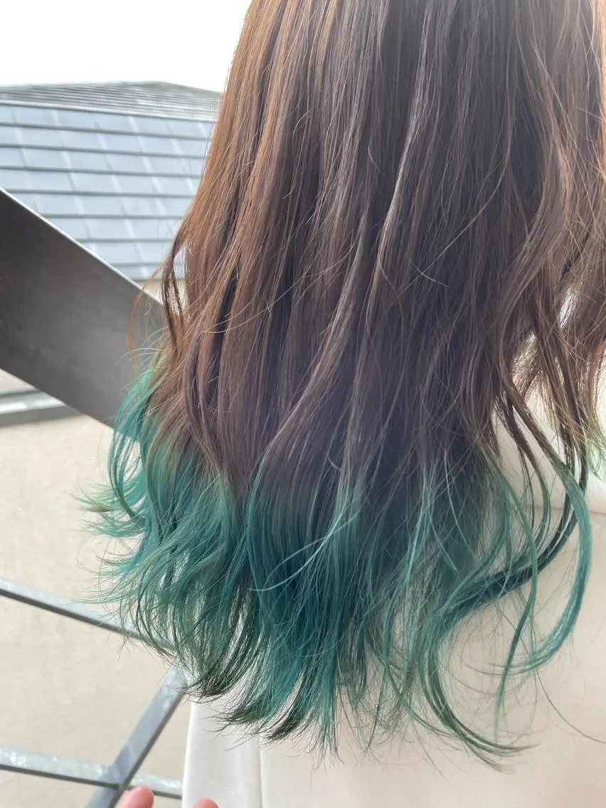 カラー グラデーションカラー ヘアカラー トリートメント ヘアセット 透明感ブリーチ ハイトーンウエダのヘアスタイル