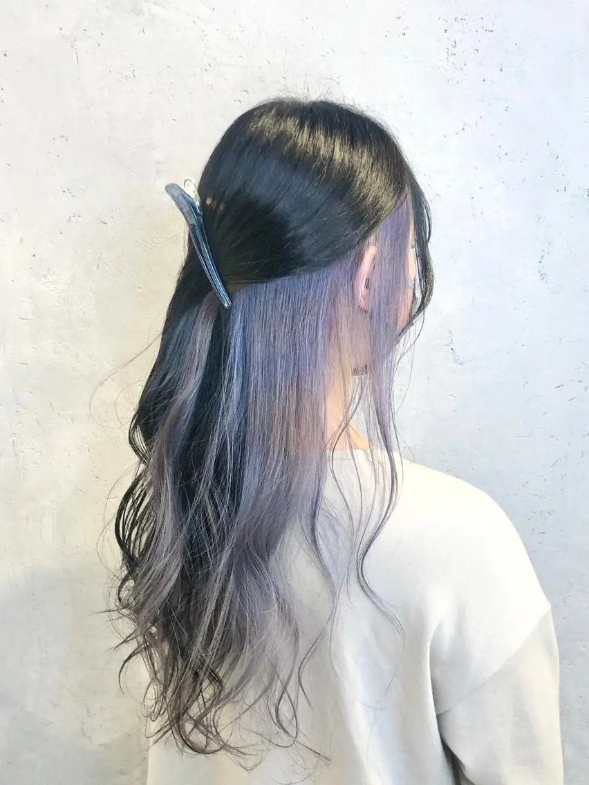 ロング カラー ヘアアレンジ ヘアカラー トリートメント インナーカラー屋さん 🫧伊藤拓実のヘアスタイル