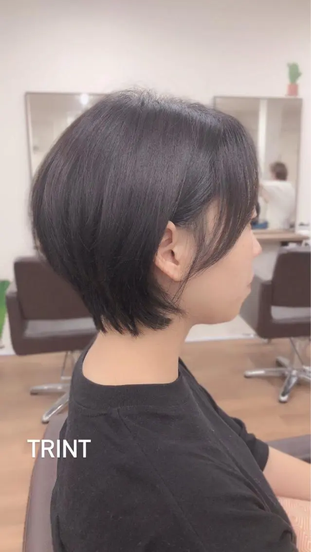 ショート カット ヘアカラー トリートメント 梅澤 由衣のヘアスタイル