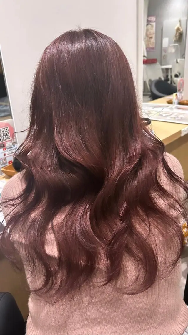 ロング カラー カシス ピンクカラー 韓国ヘア×レイヤー カット/上田丈也のヘアスタイル