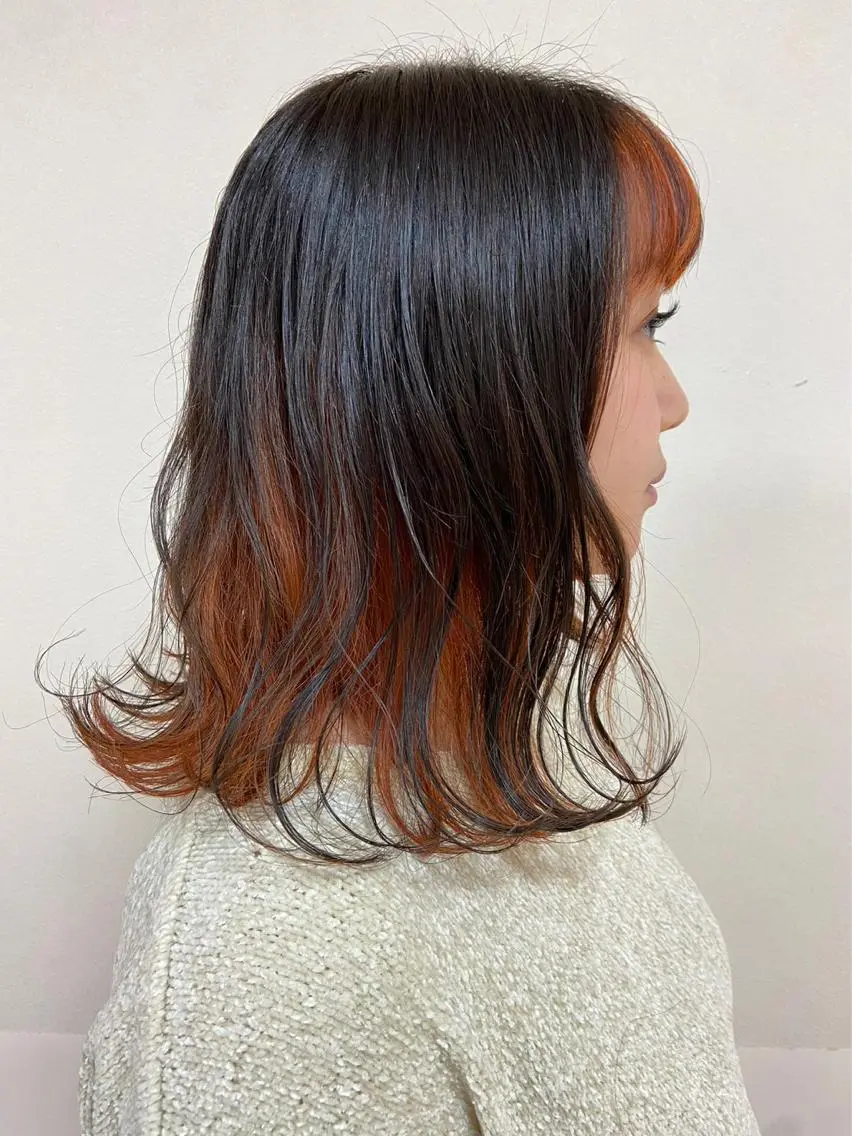 ミディアム カラー Ashanti 有川のヘアスタイル