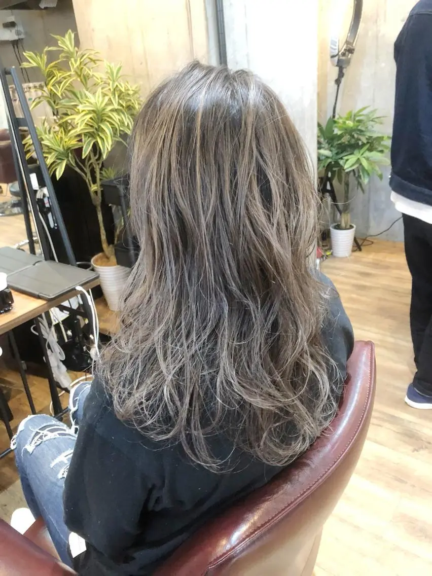 カラー 増山 大起のヘアスタイル
