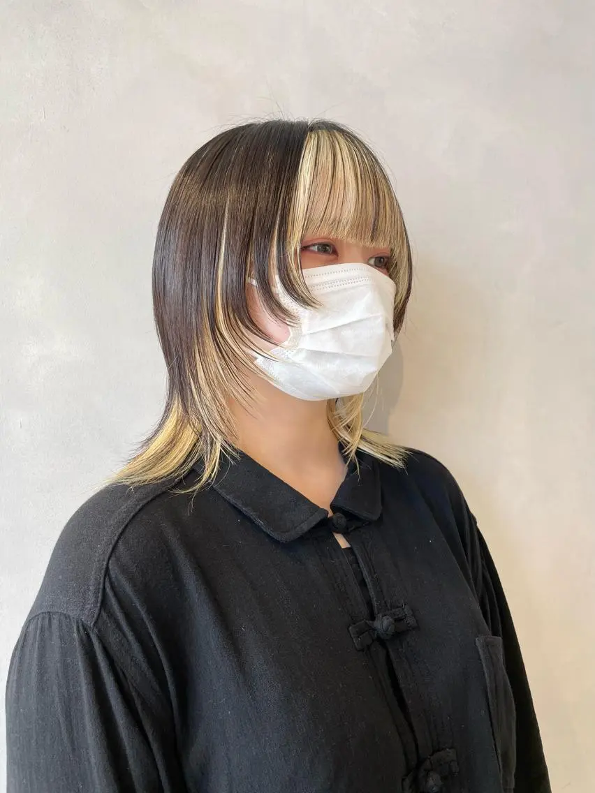 セミロング カラー ミストバング フェイスフレーミング インナーカラー カット ヘアカラー トリートメント ヘッドスパ ハイトーン×レイヤー /遠藤将太のヘアスタイル
