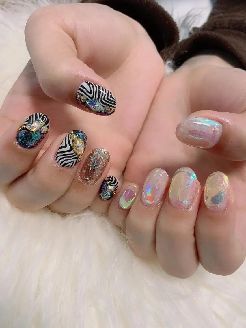 ネイル 氷ネイル・うるうるネイル ･:*+.✳︎˚✧₊ MAKI NAILのネイルデザイン