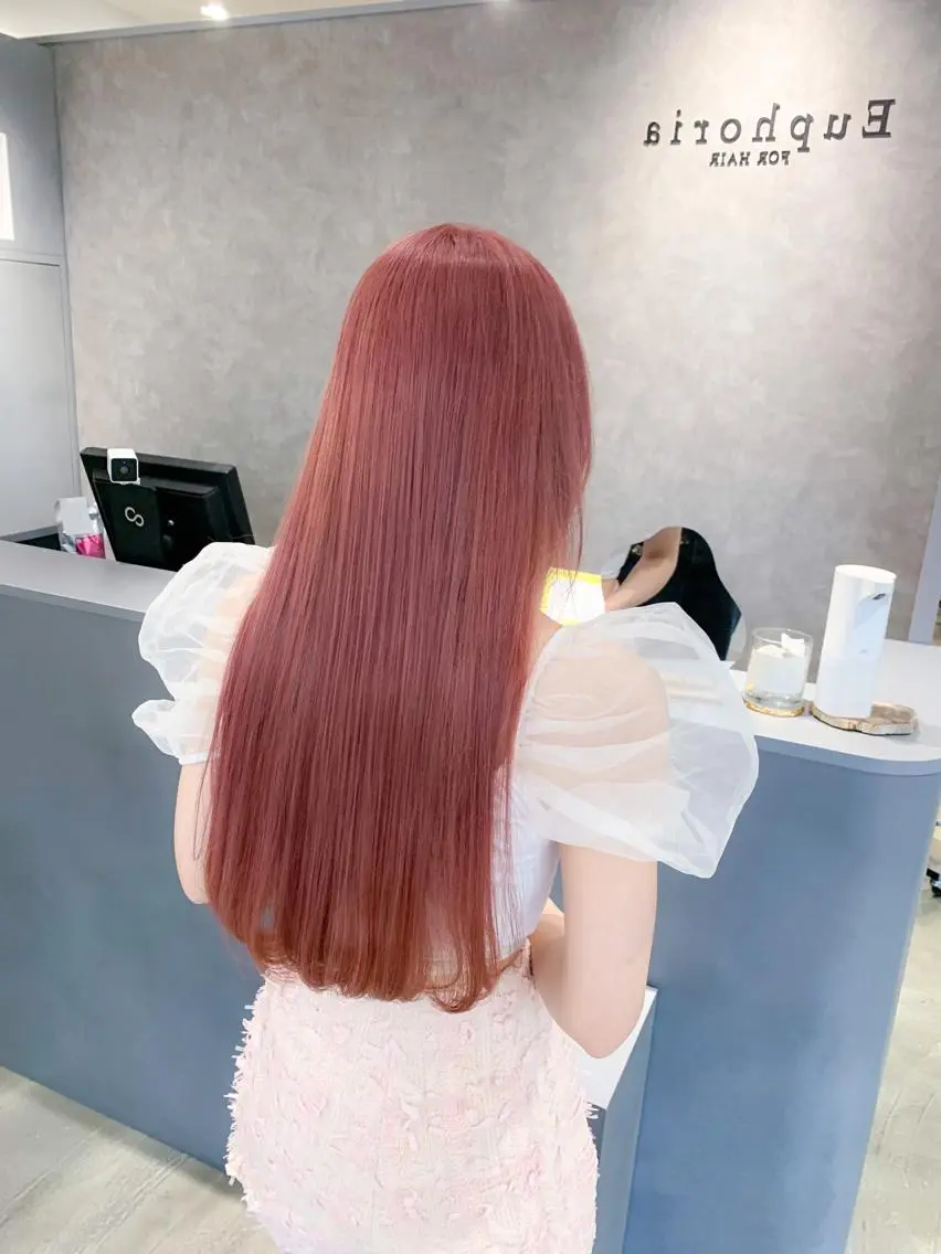ロング カラー ヘアアレンジ ブリーチ ケアブリーチ カット ヘアカラー トリートメント 新宿♥ハッシュカット 暖色カラー♥Unaのヘアスタイル