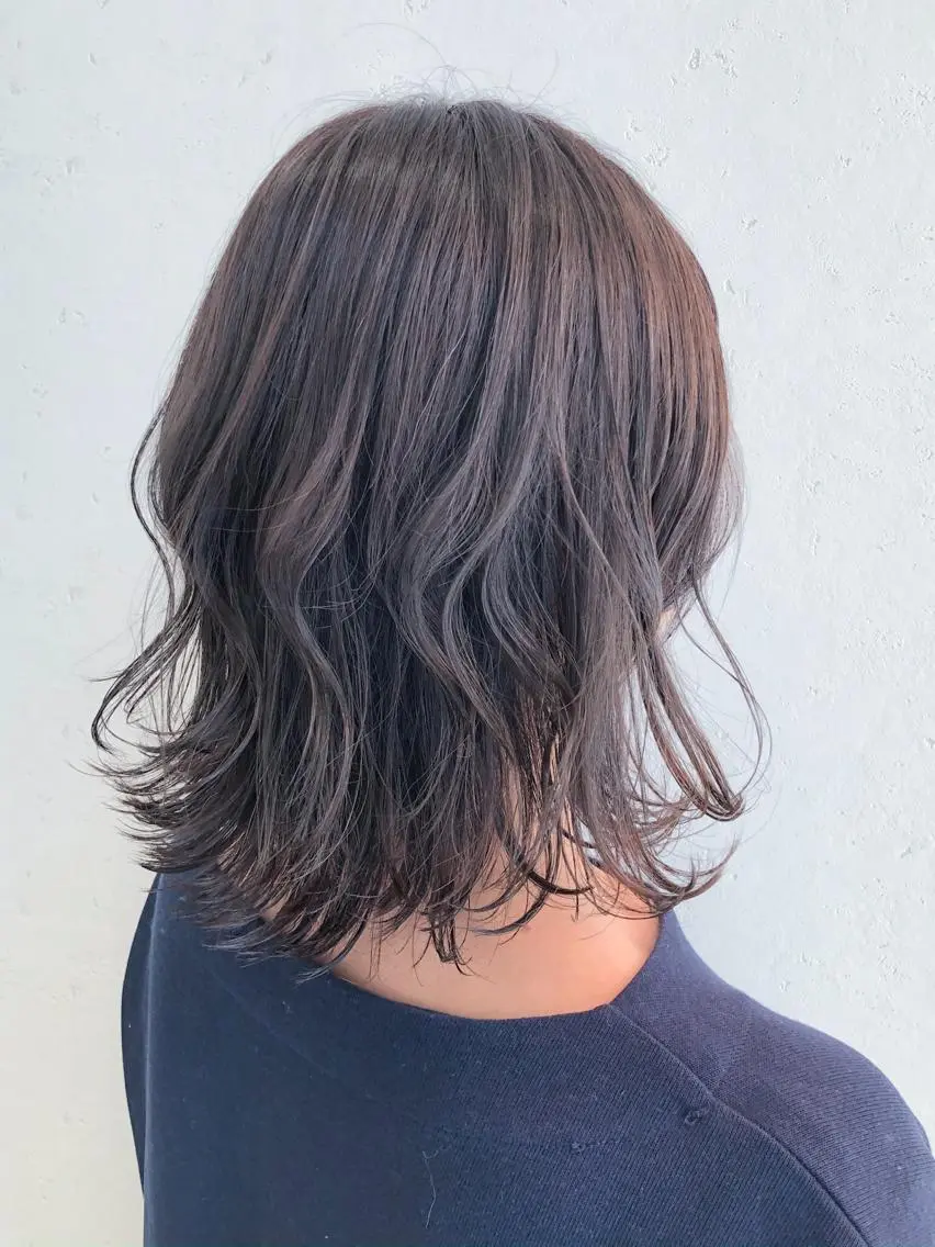 ミディアム カラー 池田 寿子のヘアスタイル