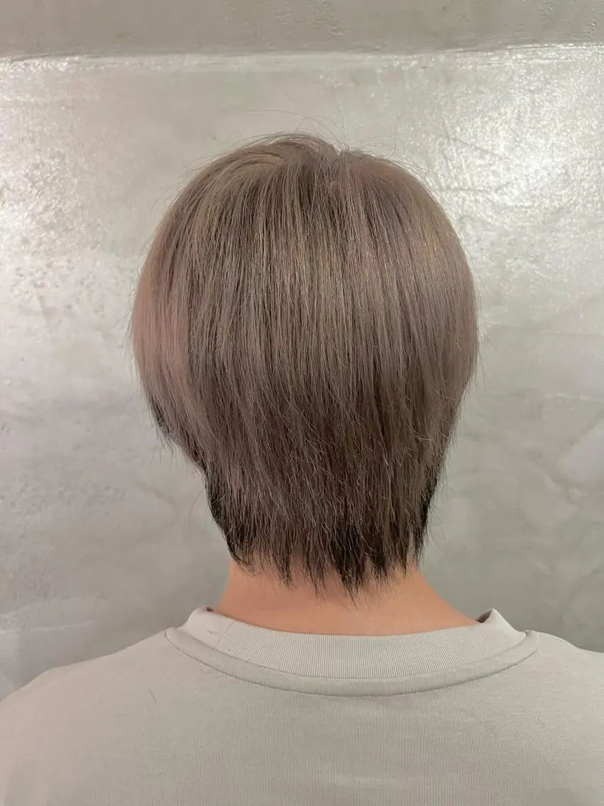 カラー メンズ グレージュ ミルクティーグレージュ ヘアカラー 透明感カラー/ ブリーチ無し/RYOのヘアスタイル