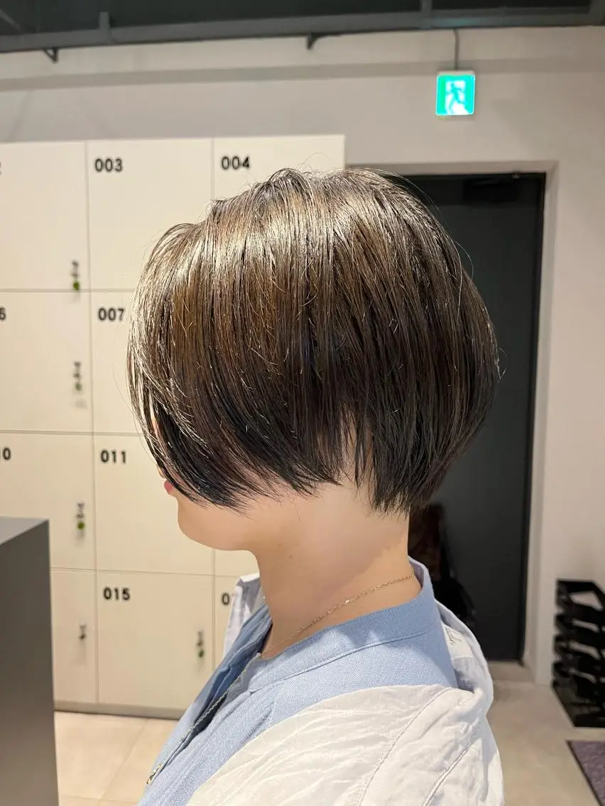 ショート カラー うる艶カラー/恵比寿 ベージュ/丸山陽平のヘアスタイル