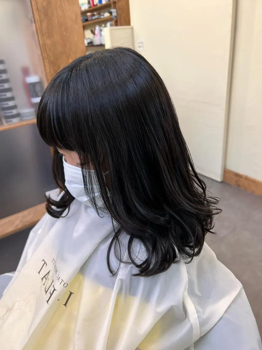 ロング 田中 真理のヘアスタイル