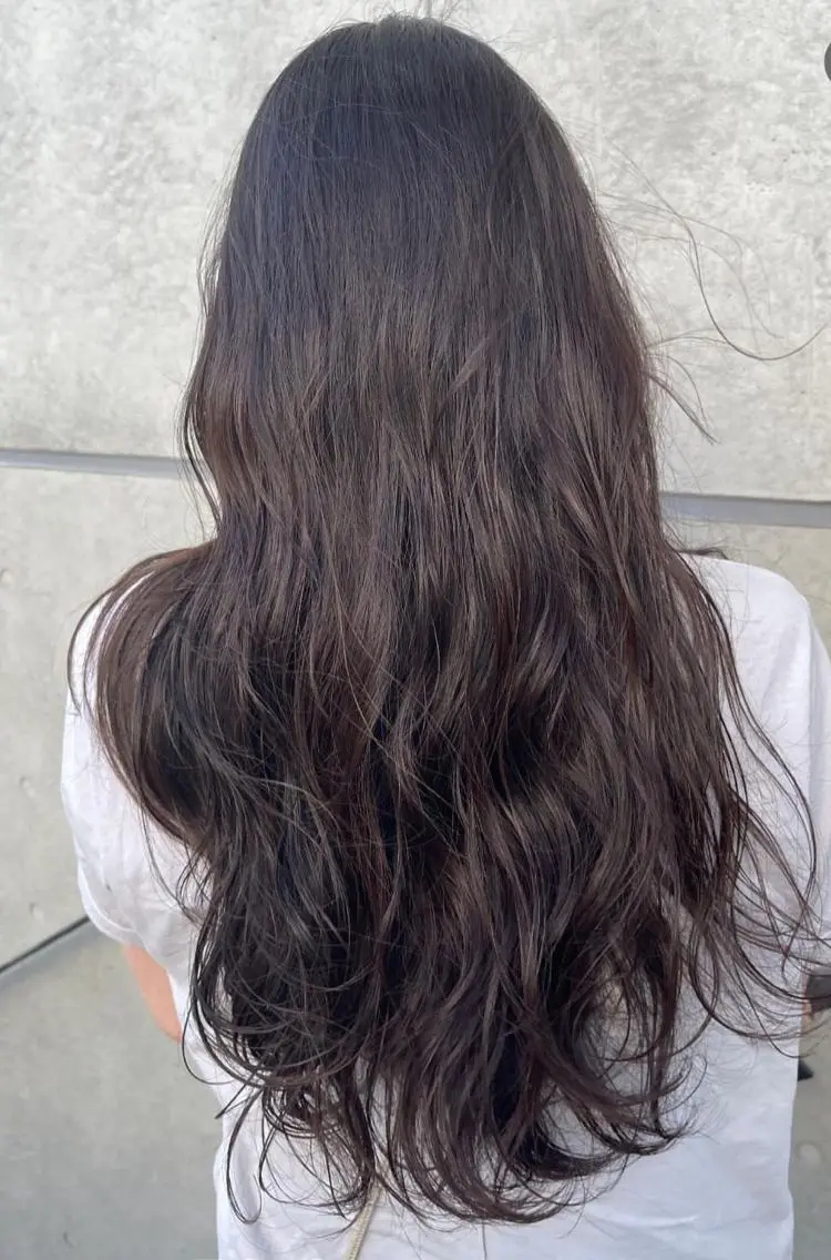 ロング パーマ 三浦 仁美のヘアスタイル