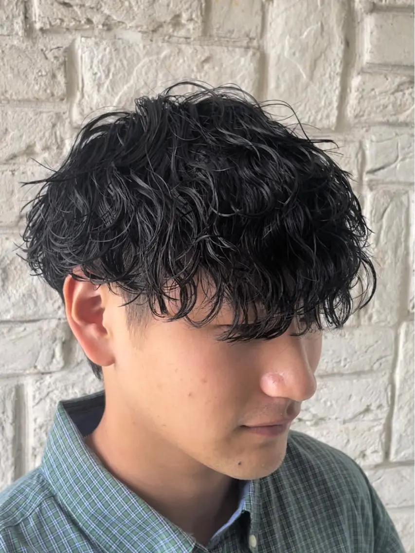 パーマ メンズ メンズパーマ 波巻きパーマ アタ ムのヘアスタイル