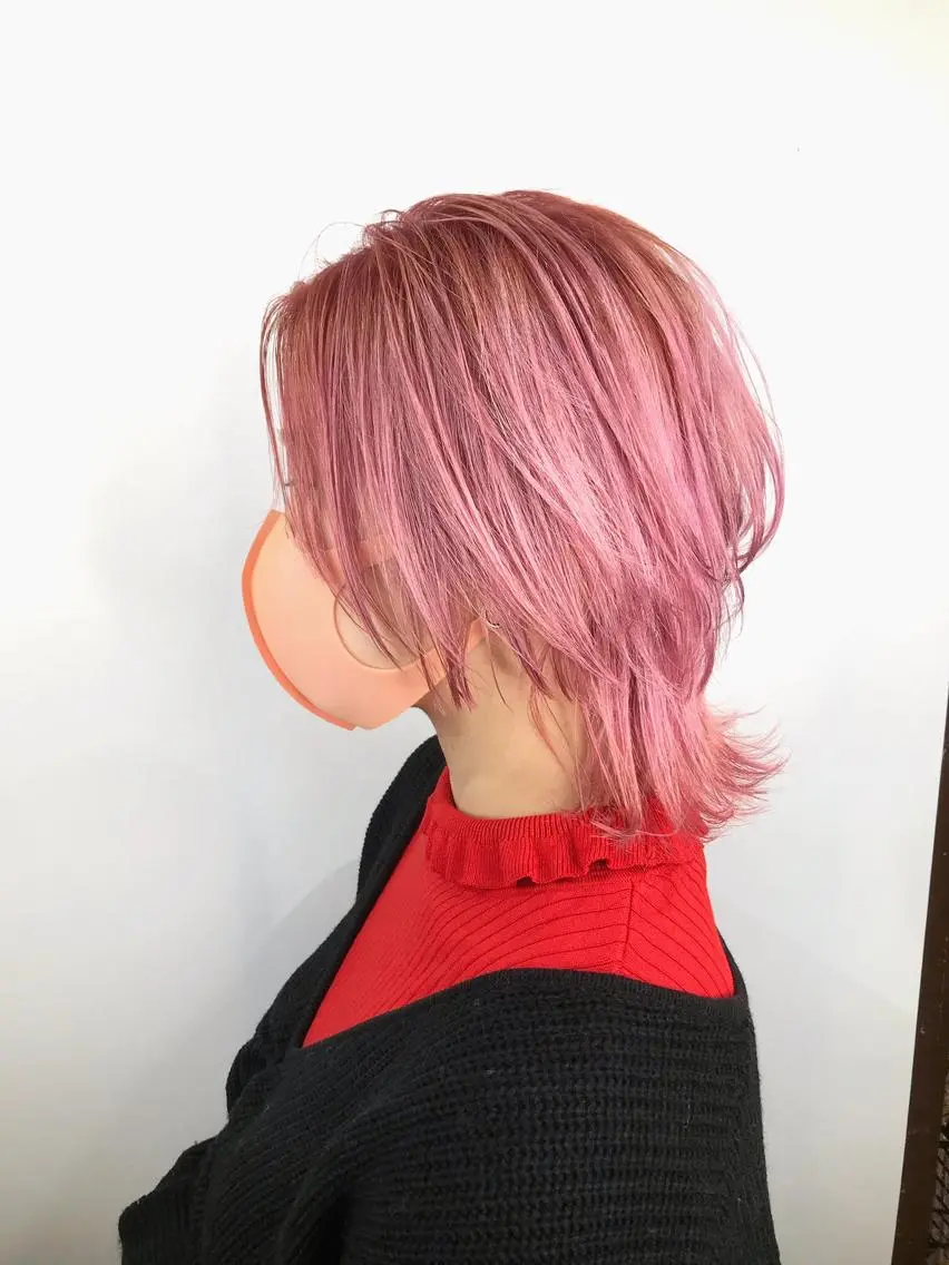 ミディアム カラー ブリーチ ケアブリーチ イルミナカラー インナーカラー/ ストレート/奥野洸也のヘアスタイル