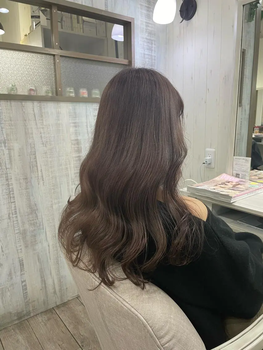 ロング ネモトメイナ🌿 今月末で退職しますのヘアスタイル