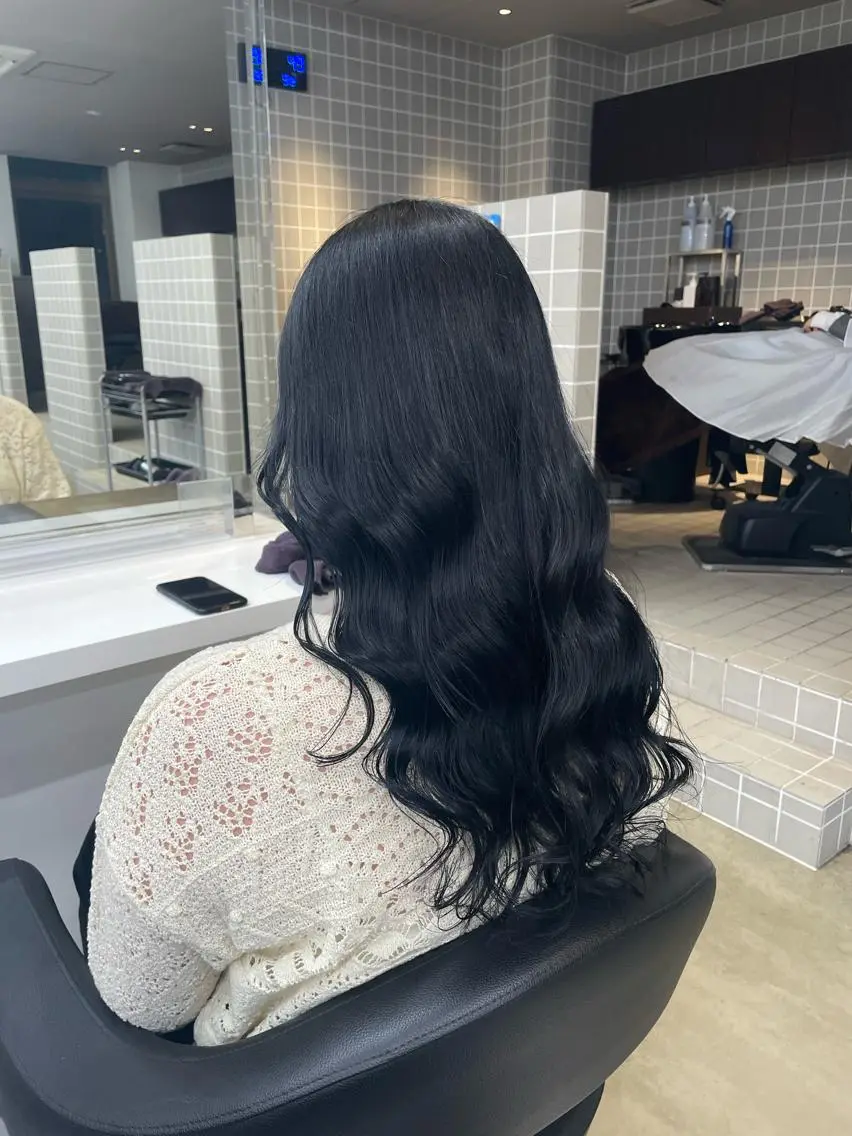 ミディアム カラー パーマ ヘアアレンジ メンズ キッズ ネイル マツエク・マツパ アイブロウ カット ヘアカラー トリートメント 🦋縮毛/韓国レイヤ ー/透明感カラー🦋のヘアスタイル