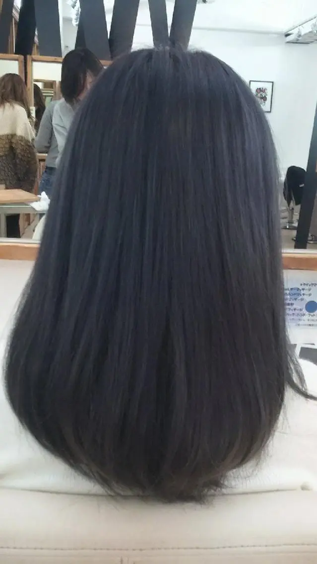 セミロング アッシュ 吉田有里🔸 カラーリスト🔸鎌倉のヘアスタイル