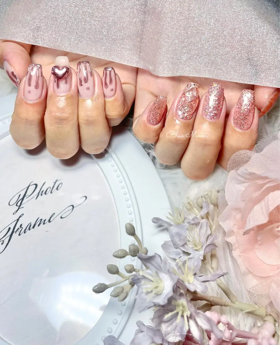 ネイル ミラーネイル ハンドネイル フットネイル ハンドケア nail salon Blue Moonのネイルデザイン