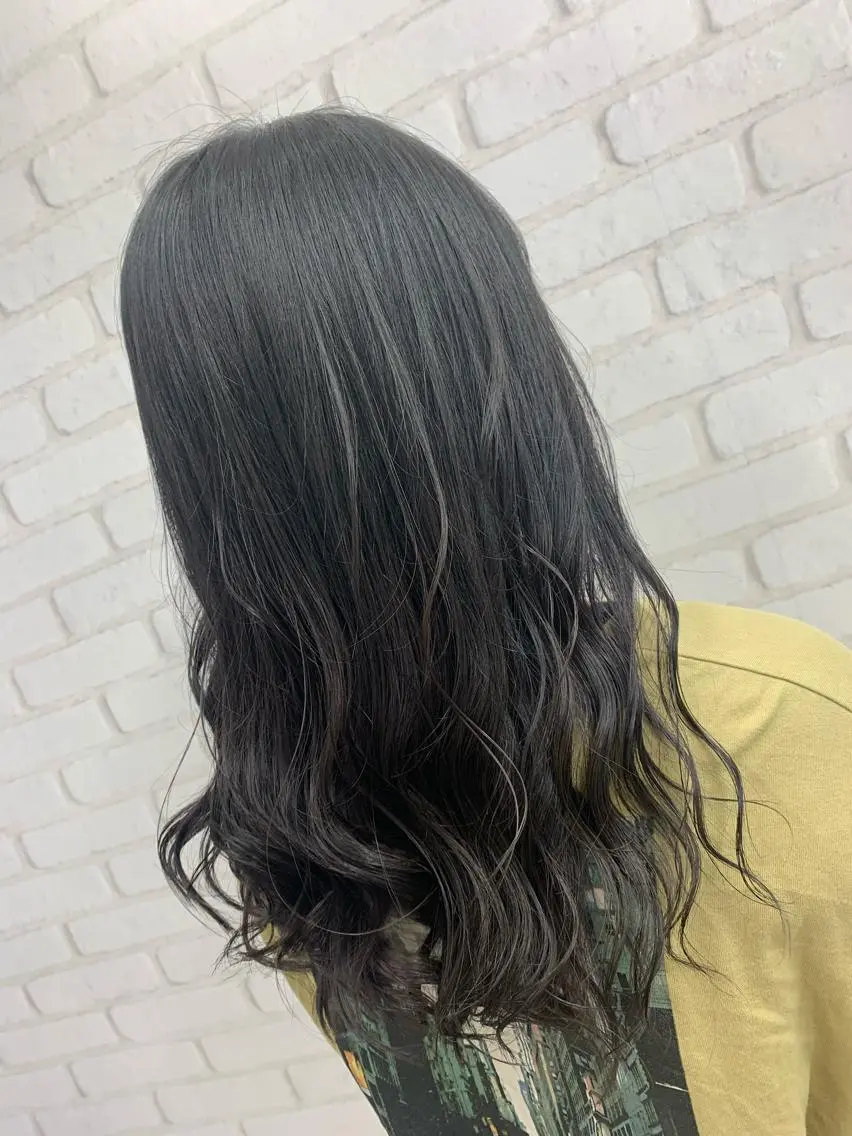 ロング カラー バイオレットカラー ブリーチカラー🫧 森　凪沙のヘアスタイル