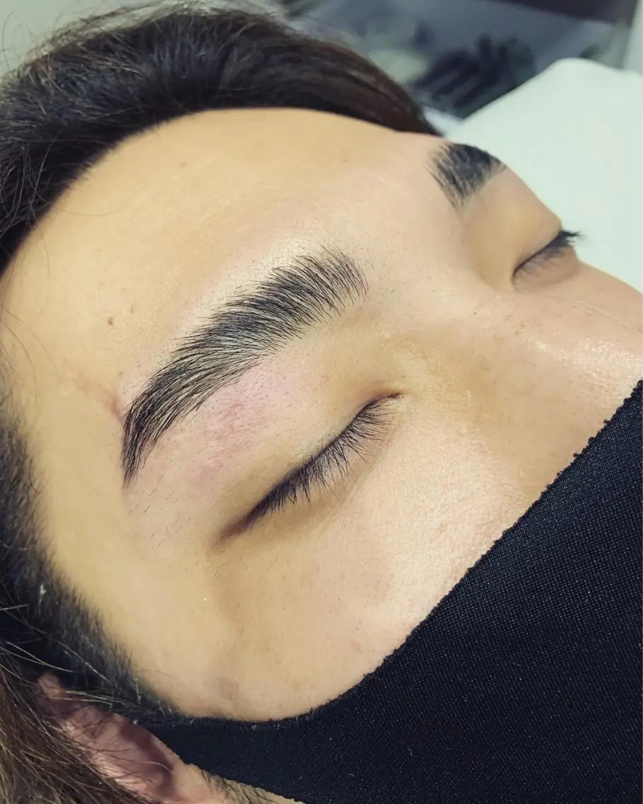 アイブロウ ワックス脱毛 eyelash grAtのマツエク・マツパデザイン