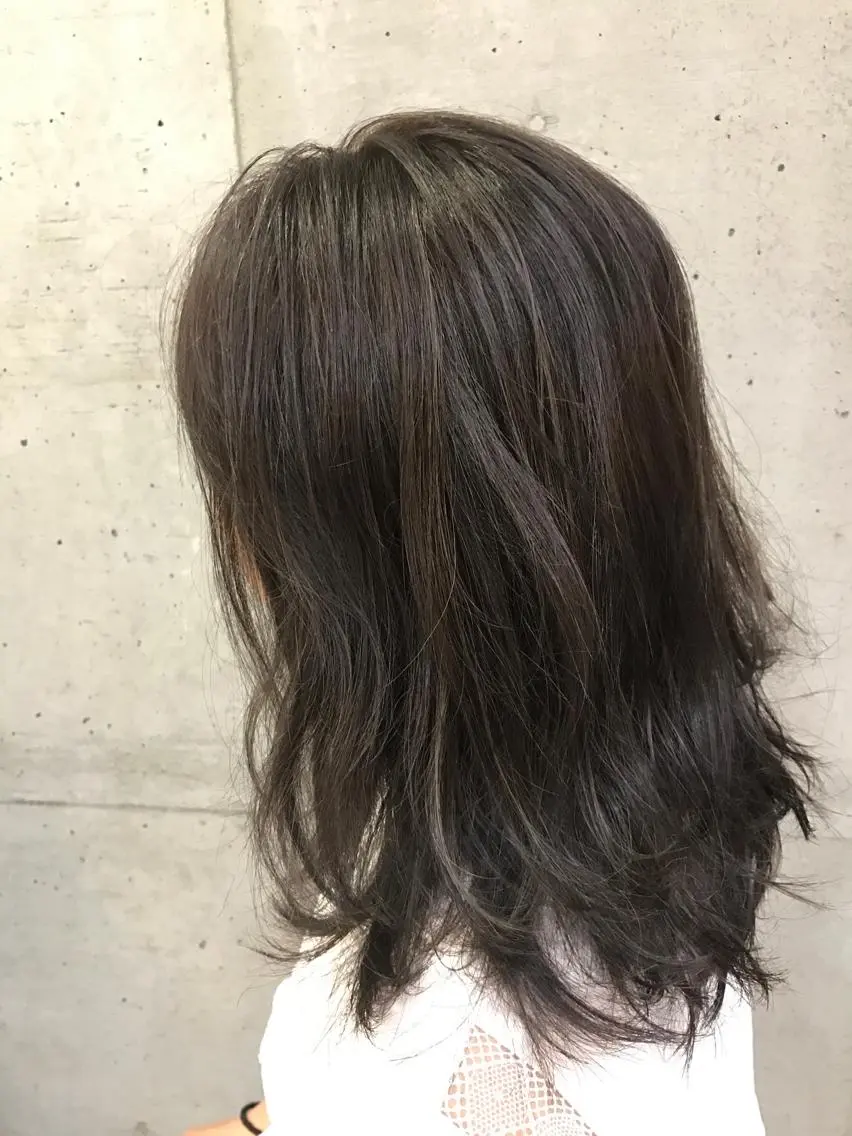 ミディアム カラー 透明感カラー 大栗 佑也  髪質改善のヘアスタイル