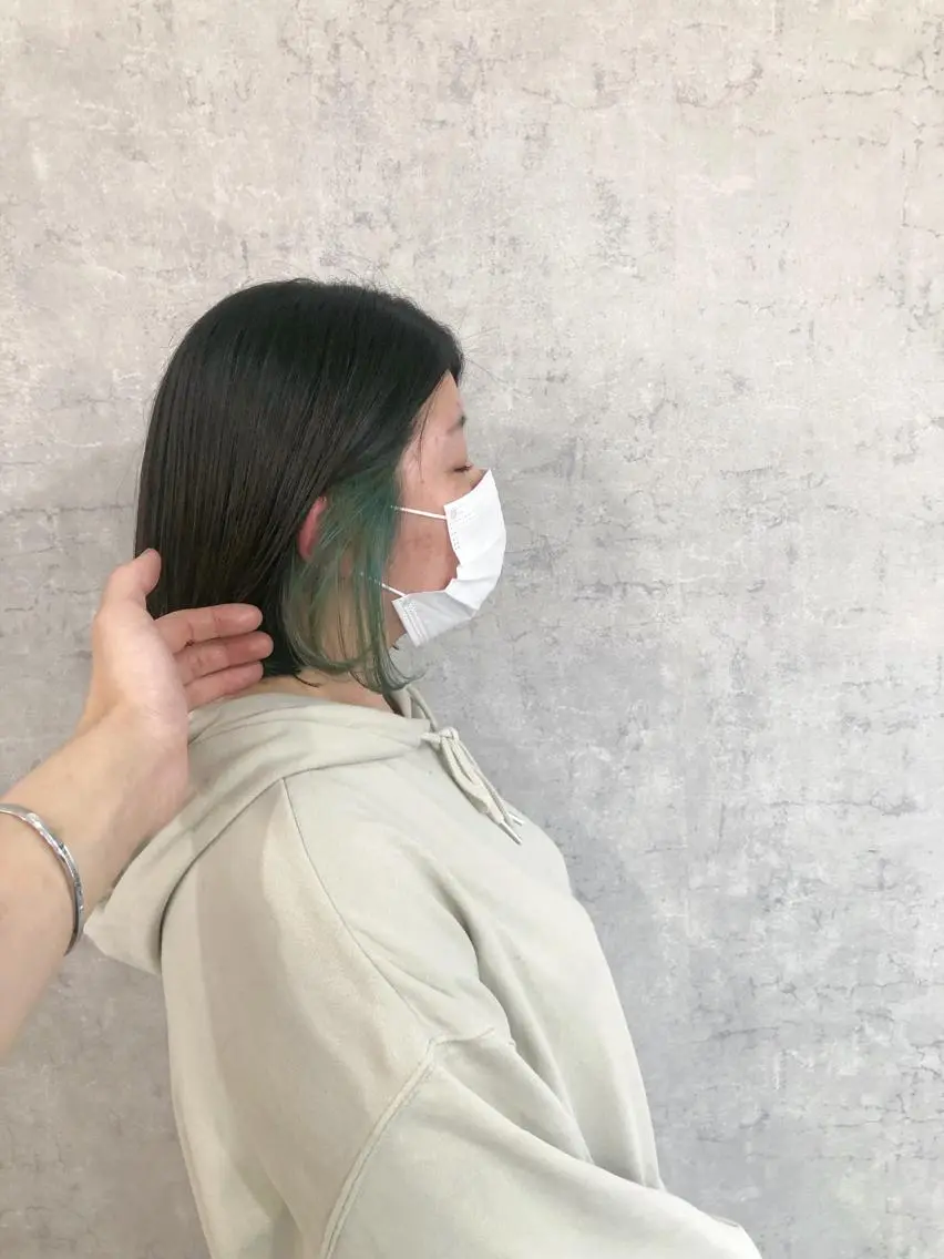 ショート カラー ヘアアレンジ ネイル マツエク・マツパ アディクシーカラー バレイヤージュ ミストバング ベージュカラー ブリーチ エビスザキレン/メン ズ/心斎橋🌳のヘアスタイル