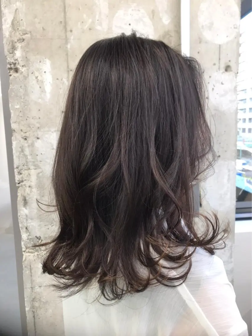 ミディアム 天王寺区🌟大好評バ ッサリ◎美髪改善矯正のヘアスタイル
