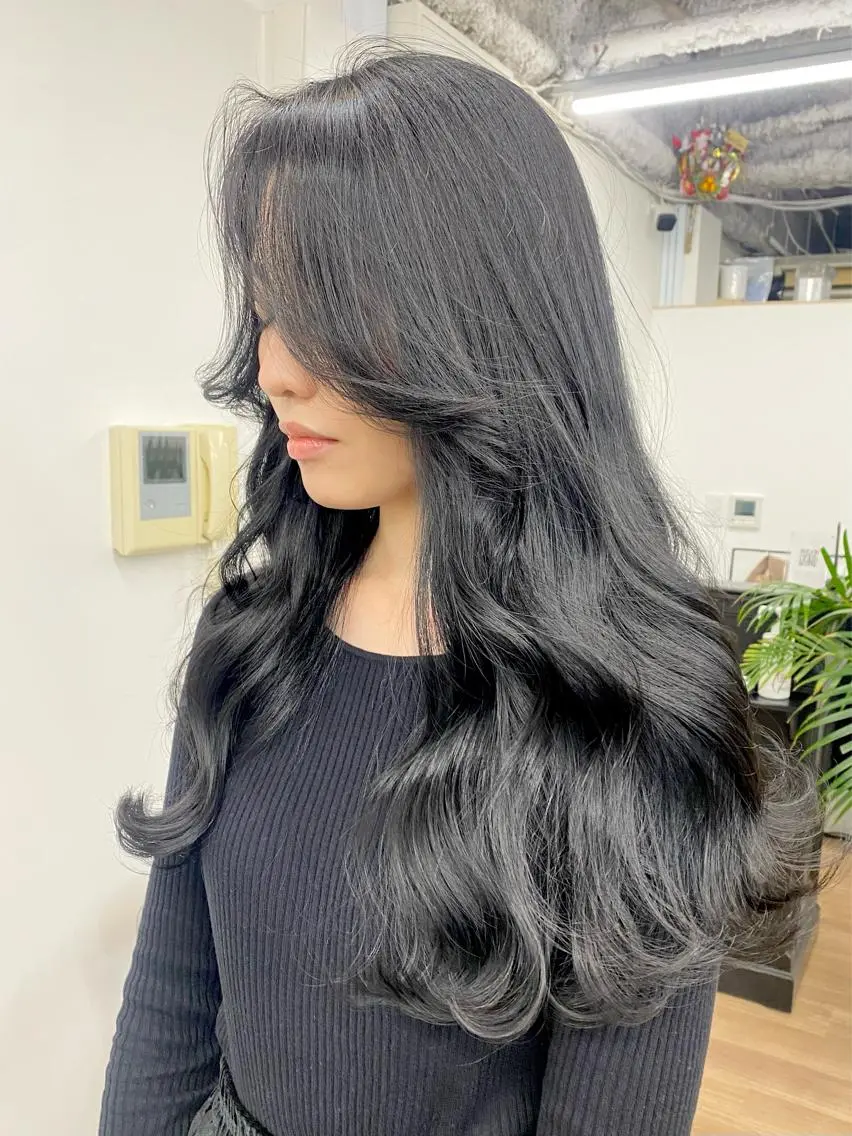 ロング カラー パーマ ヘアアレンジ メンズ キッズ ネイル マツエク・マツパ アイブロウ 結婚式・ブライダル センターパート メンズハイトーン メンズ韓国風 メンズパーマ カット ヘアカラー トリートメント 顔まわりレイヤー× 韓国ヘアオタベシンヤのヘアスタイル