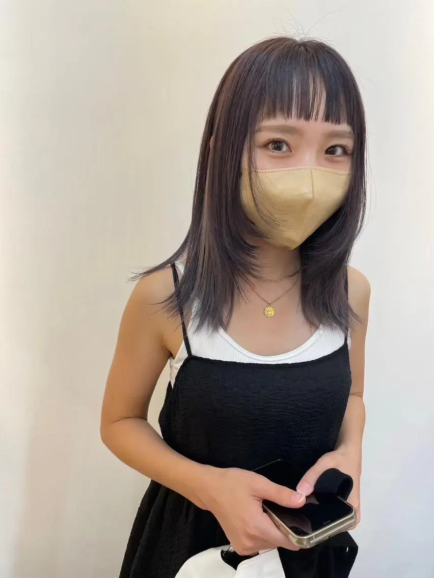 セミロング カラー レイヤーカット 🎀ブリーチ ハイト ーン ♡Kanon♡のヘアスタイル