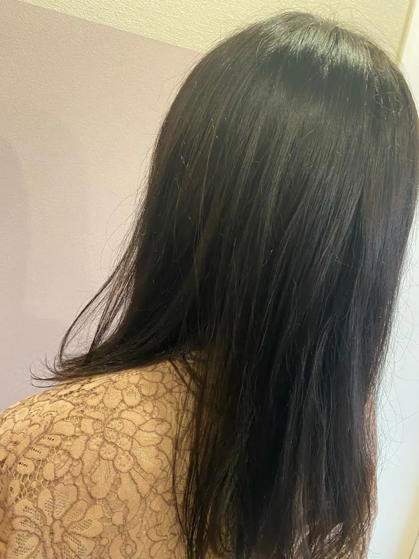 カラー ブラウンカラー オリーブブラウン 初ブリーチOK✨ ハイトーン稲吉菜々美のヘアスタイル
