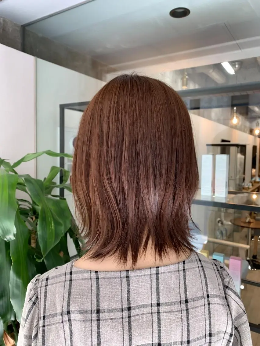 ミディアム カラー ブリーチ ブリーチなしカラー くびれヘア カット ヘアカラー えんどう みほのヘアスタイル