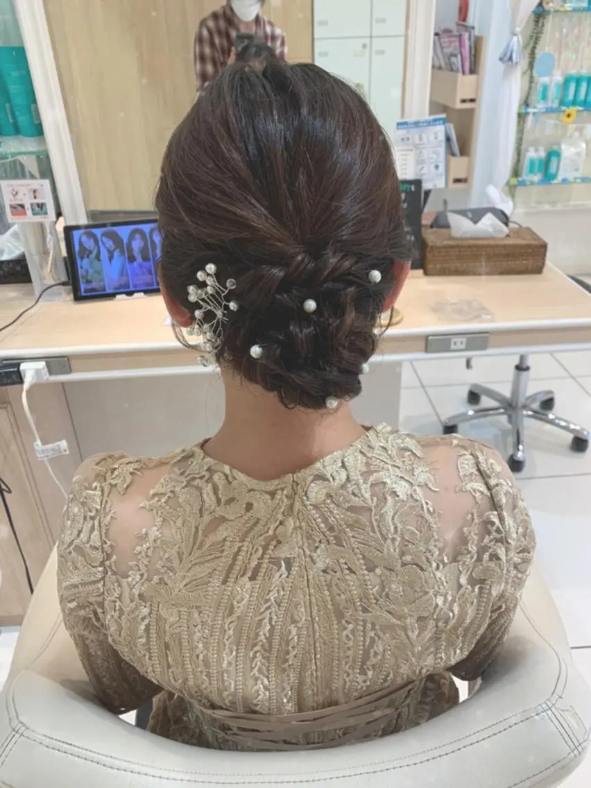 セミロング ヘアアレンジ ヘアセット 宮永 璃沙のヘアスタイル