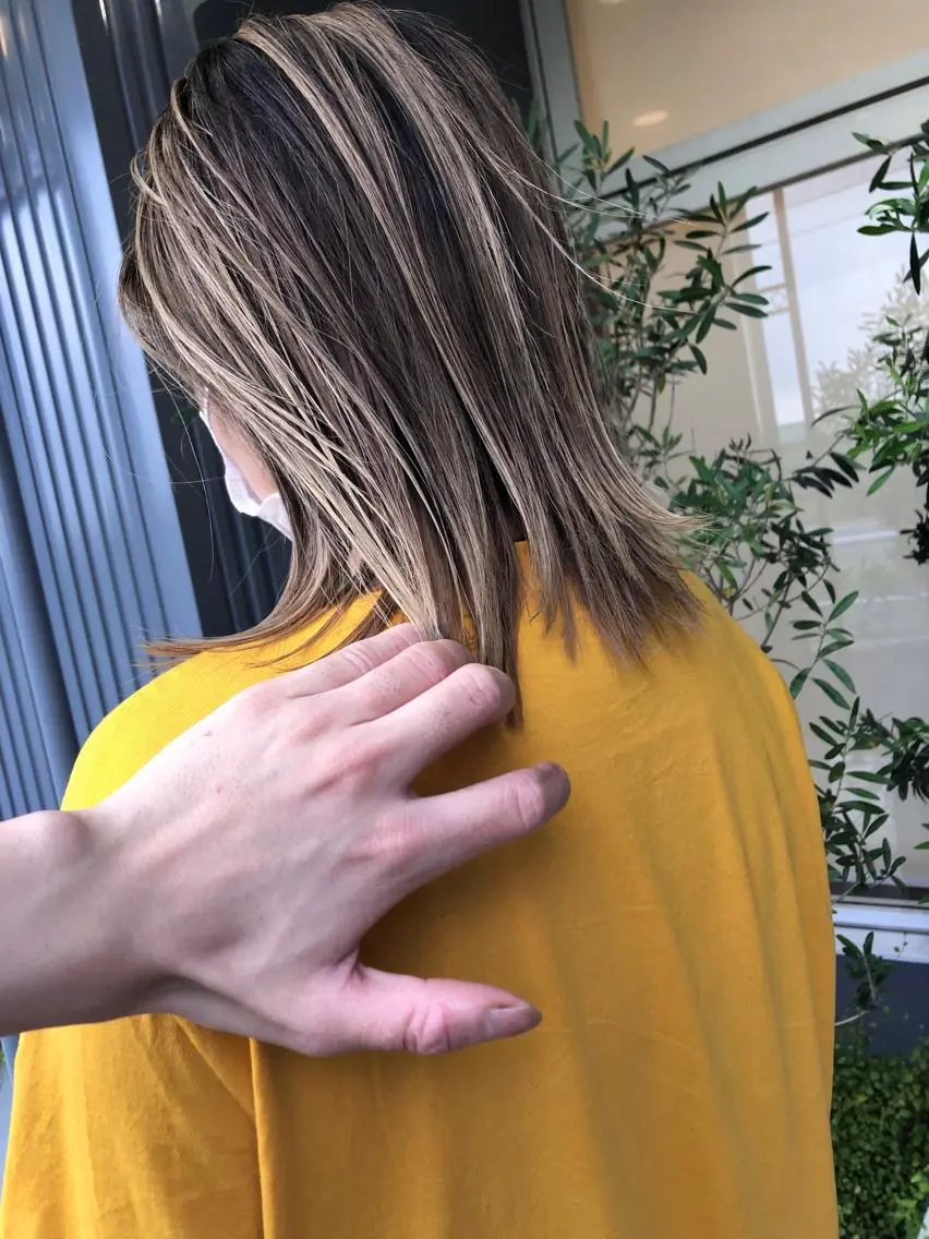 カラー バレイヤージュ 齋藤 佳以のヘアスタイル
